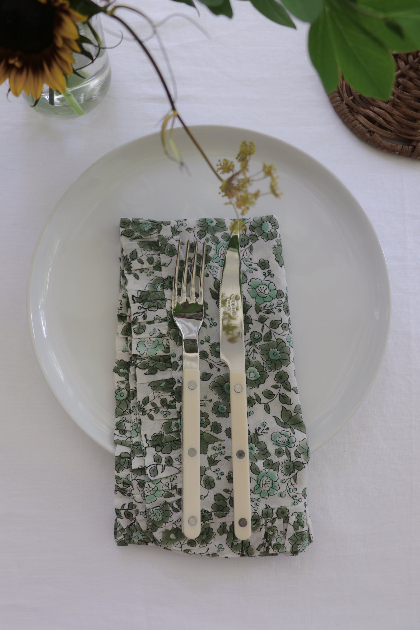 Olive Floral Ruffled Napkins (Set of 4)
