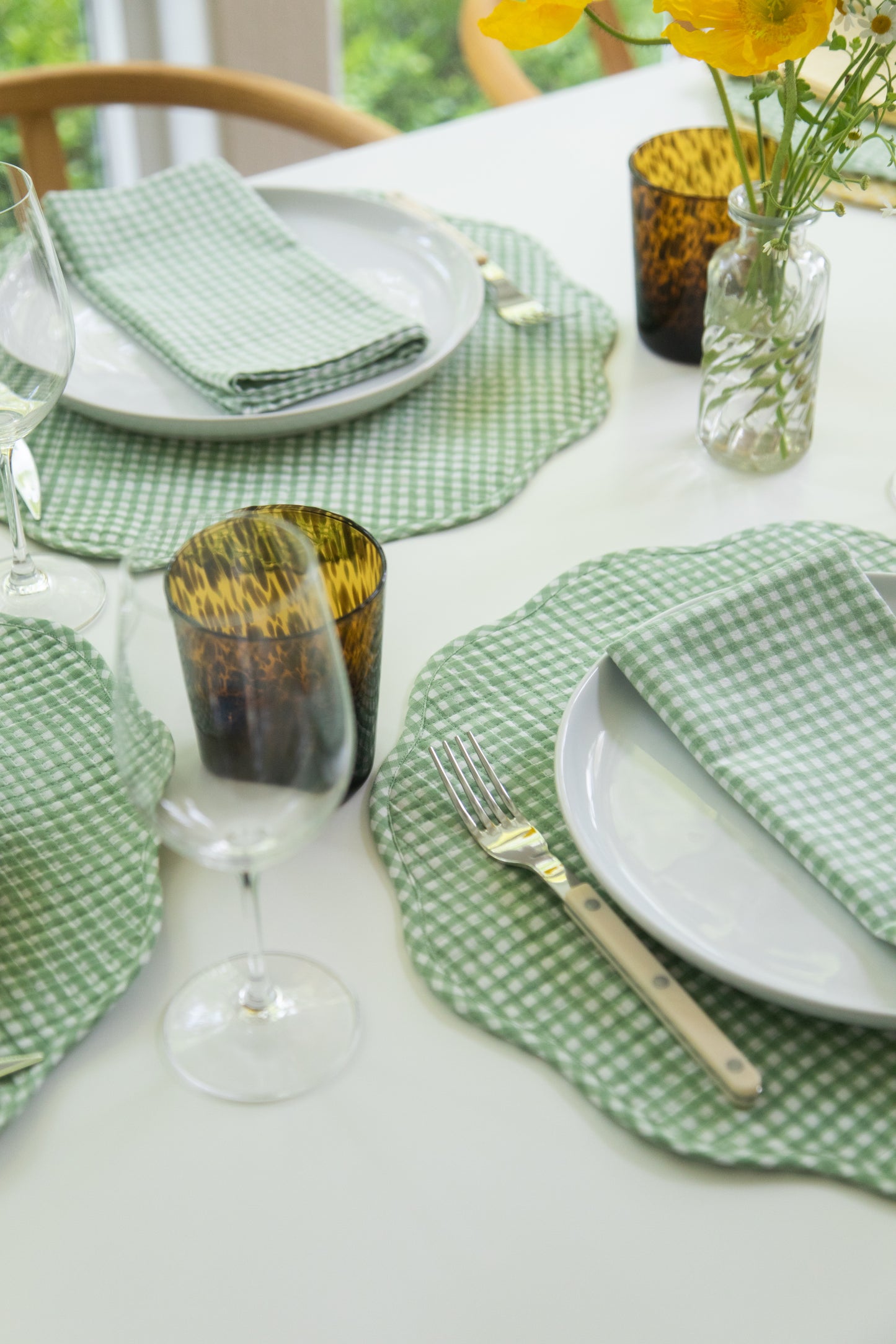 Gingham Scalloped Placemats